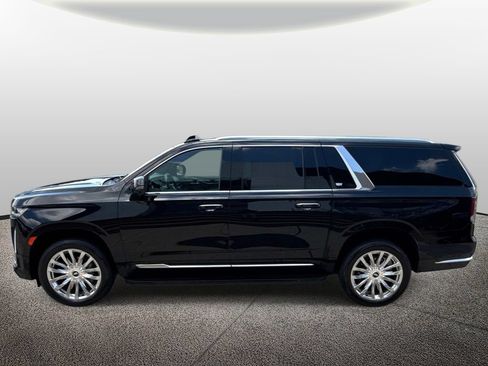 Used 2024 Cadillac Escalade ESV Premium Luxury AWD/4WD image 3