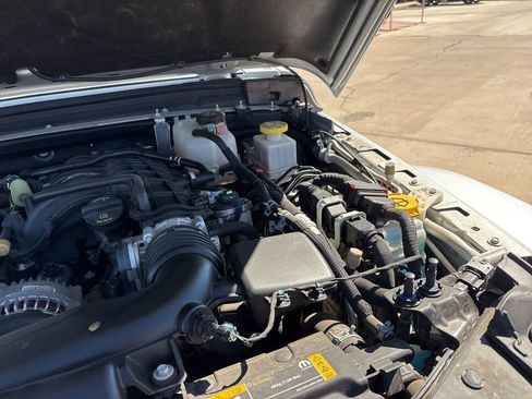 Certified 2023 Jeep Gladiator Overland image 49