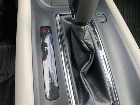 Used 2022 Honda HR-V EX-L image 23