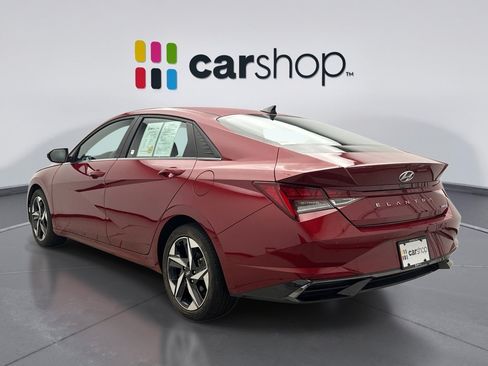 Used 2023 Hyundai Elantra Limited FWD image 3