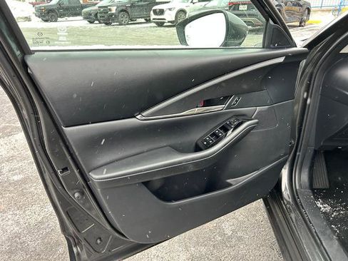 Certified 2025 MAZDA CX-30 AWD 2.5 S w/ Preferred Package image 9
