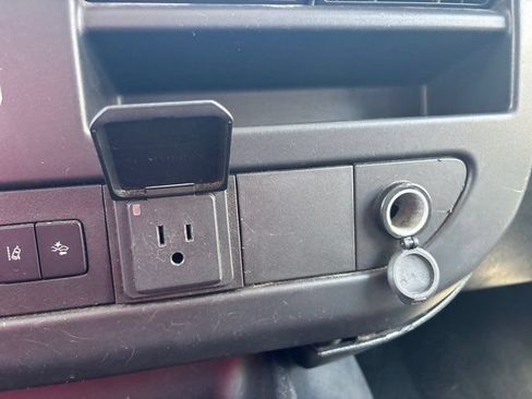 Used 2020 Chevrolet Express 3500 LT w/ LT Preferred Equipment Group RWD image 34