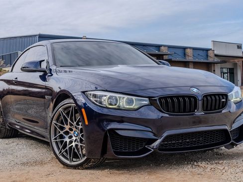 Used 2018 BMW M4 Convertible image 7