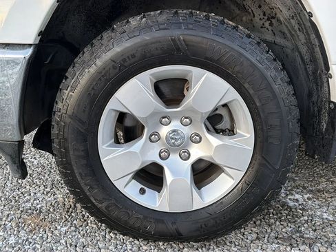 Used 2020 RAM 1500 Big Horn image 11