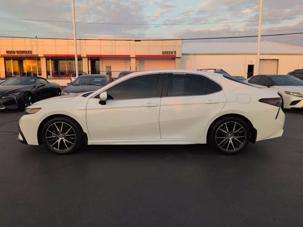 Certified 2023 Toyota Camry SE w/ Convenience Package FWD image 2