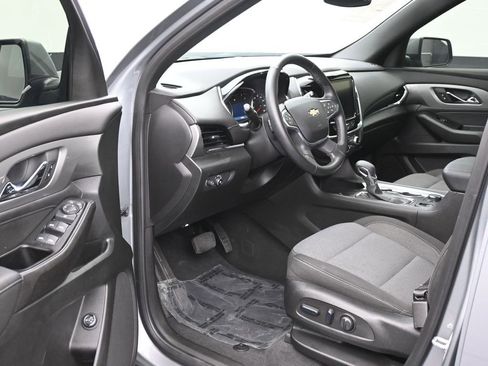 Used 2024 Chevrolet Traverse LT FWD image 10