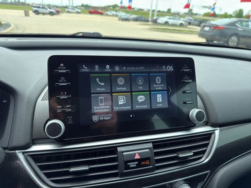 Used 2022 Honda Accord Sport image 17