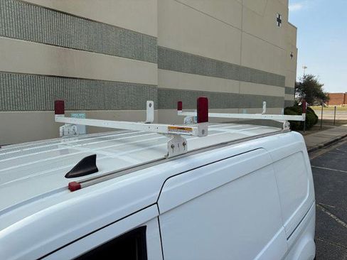 Certified 2022 Ford Transit Connect XL image 18