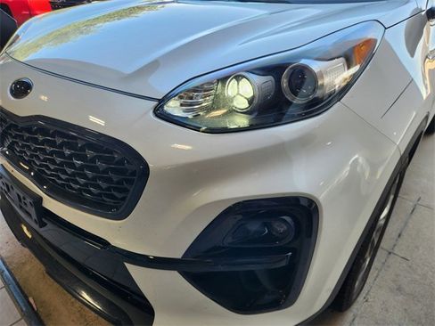 Used 2021 Kia Sportage S w/ S FWD Premium Package image 7