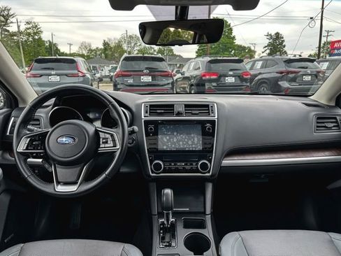 Used 2018 Subaru Outback 2.5i Limited AWD/4WD image 20