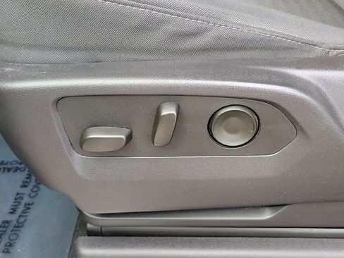 Used 2024 GMC Sierra 1500 Elevation image 11