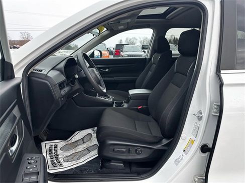 Used 2023 Honda CR-V EX image 9