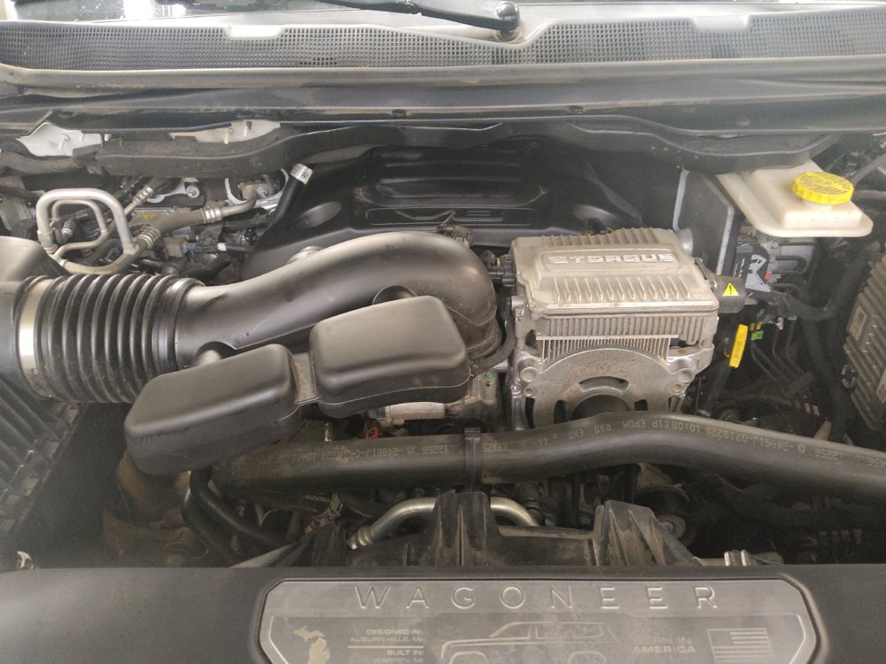 Used 2022 Jeep Wagoneer Series III AWD/4WD image 30
