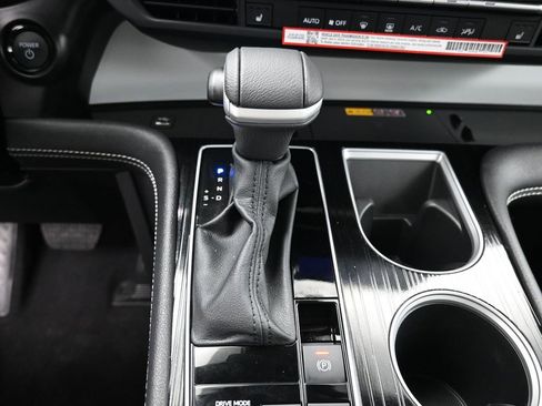 Certified 2026 Toyota Sienna XSE image 25