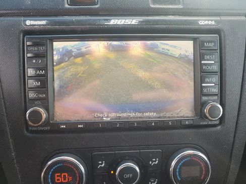 Used 2012 Nissan Altima 3.5 SR w/ Technology Pkg image 12