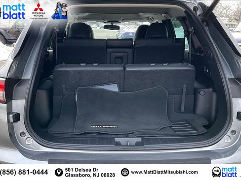 Used 2023 Mitsubishi Outlander SE image 36
