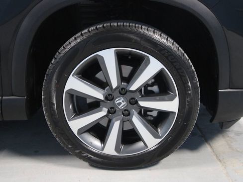 Used 2024 Honda Pilot Elite image 36
