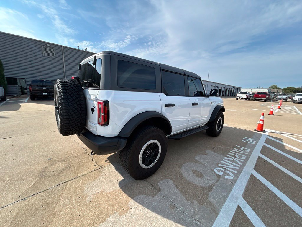 Used 2023 Ford Bronco Badlands AWD/4WD image 6