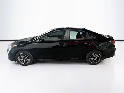 Used 2023 Kia Forte GT-Line w/ GT-Line Premium Package FWD image 4