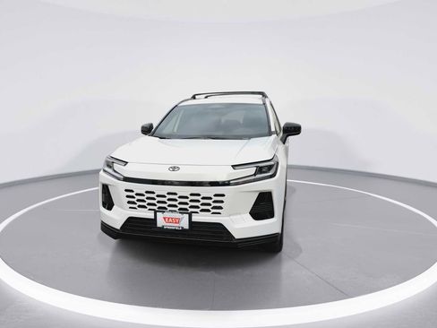 New 2026 Toyota RAV4 SE image 3