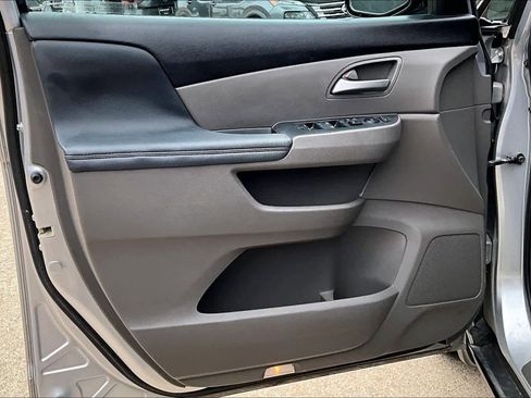 Used 2012 Honda Odyssey EX-L image 24