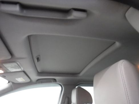 Used 2017 Honda CR-V EX-L image 12