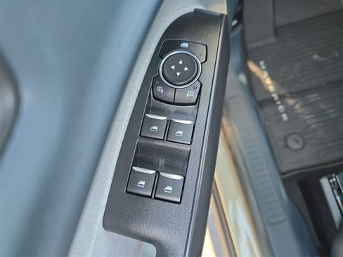 New 2025 Ford Maverick XLT w/ XLT Luxury Package image 13