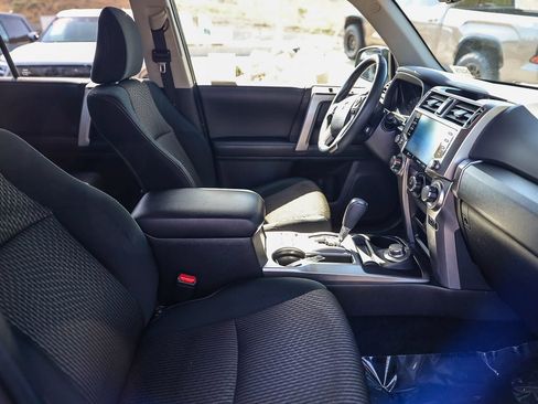 Certified 2022 Toyota 4Runner Trail Special Edition AWD/4WD image 18