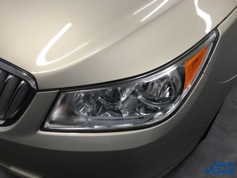 Used 2010 Buick LaCrosse CXL image 17