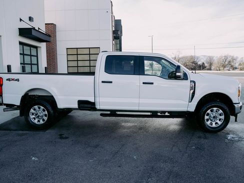 Used 2024 Ford F350 XLT image 11