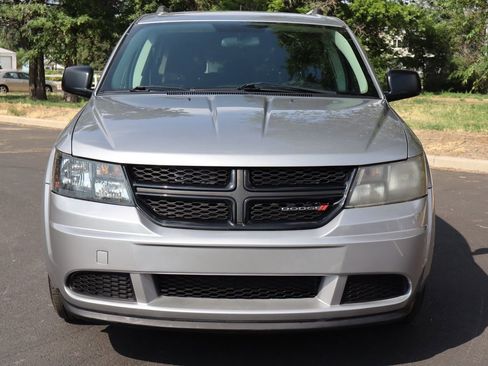 Used 2017 Dodge Journey SE w/ Flexible Seating Group image 13