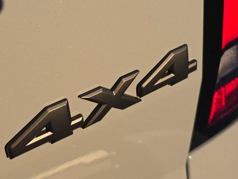 New 2026 Nissan Frontier SV w/ Tow Package image 23