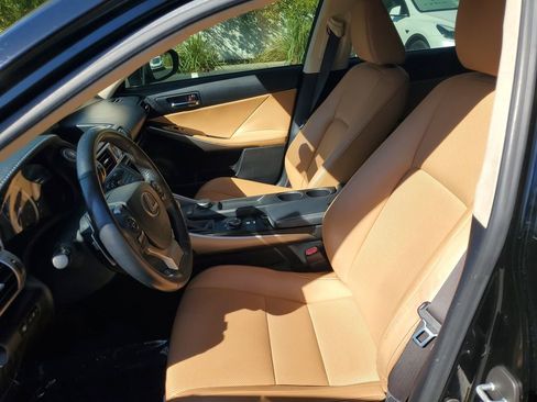 Used 2014 Lexus IS 250 image 19