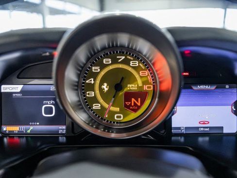 Used 2019 Ferrari 812 Superfast image 24
