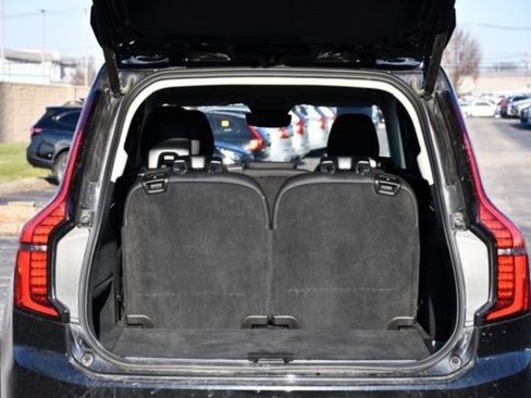 Used 2025 Volvo XC90 B5 Plus image 25