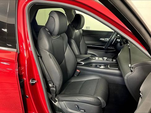 Used 2025 Genesis GV70 2.5T image 10