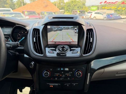 Used 2017 Ford Escape Titanium FWD image 7