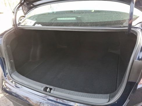 Used 2023 Toyota Corolla LE FWD image 27