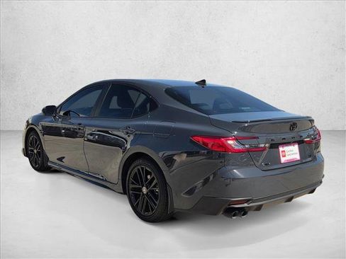 Certified 2025 Toyota Camry SE FWD image 8
