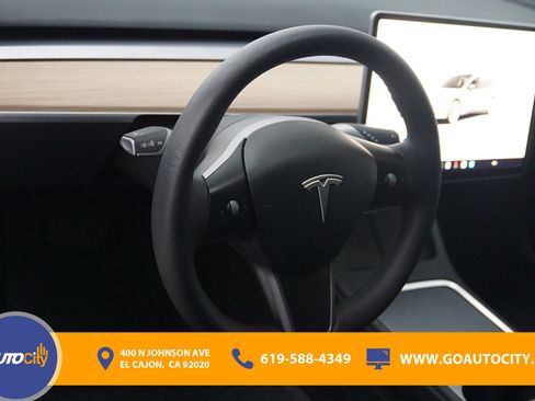 Used 2023 Tesla Model 3 Standard Range RWD image 18