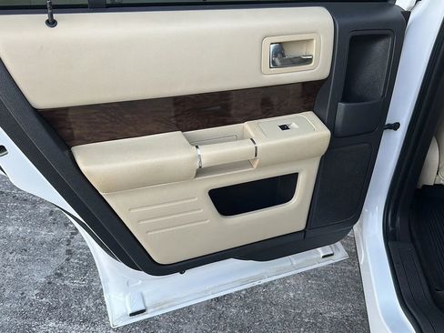 Used 2016 Ford Flex Limited image 7