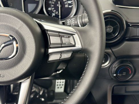 New 2026 MAZDA MX-5 Miata Club w/ Interior Package RWD image 18