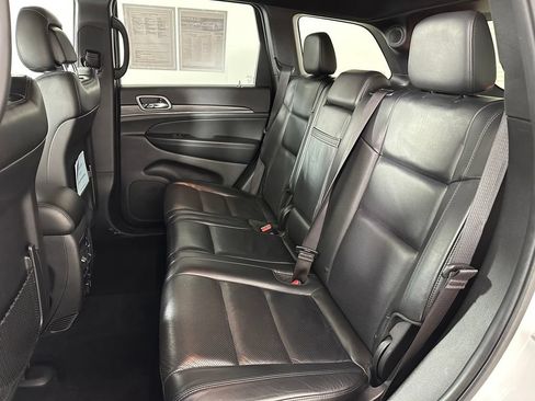 Used 2021 Jeep Grand Cherokee Limited w/ Luxury Group II AWD/4WD image 17