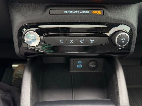 Used 2023 Ford Escape ST-Line w/ Tech Pack #1 image 22