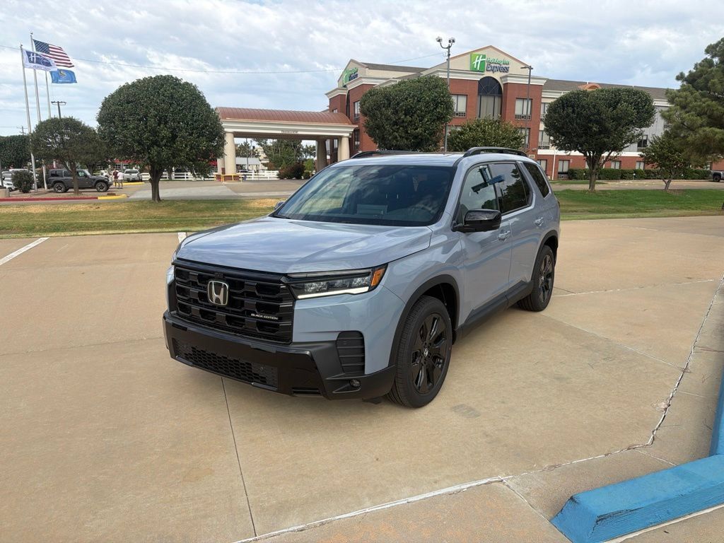 New 2026 Honda Pilot Black Edition image 6
