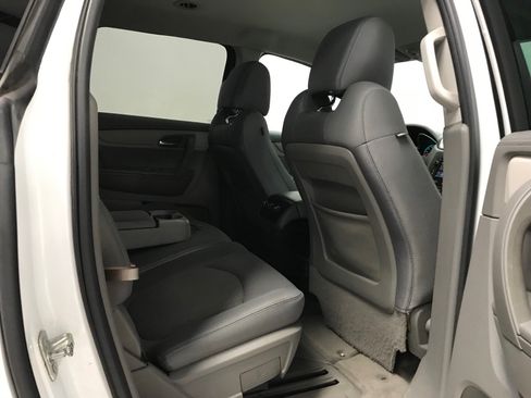 Used 2017 Chevrolet Traverse LS FWD image 15