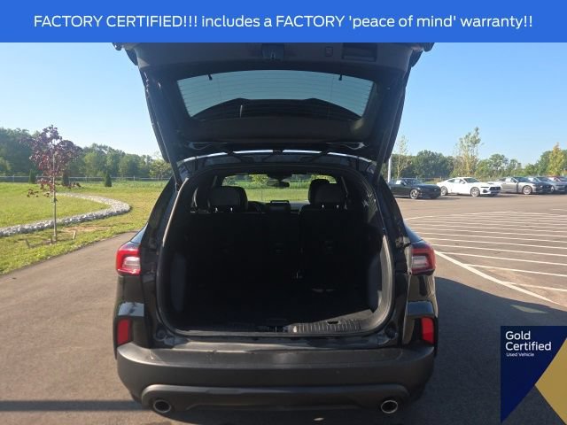 Used 2025 Ford Escape ST-Line Select AWD/4WD image 13