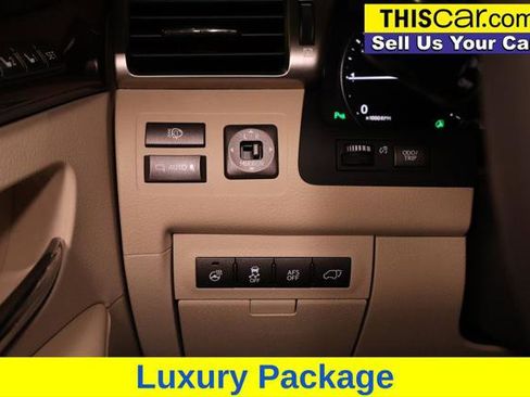 Used 2013 Lexus LX 570 4WD image 14