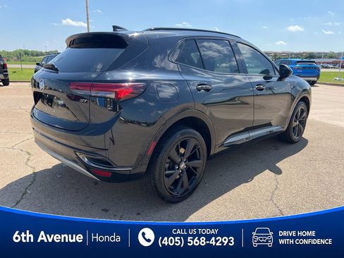 Used 2023 Buick Envision Essence w/ Sport Touring Package FWD image 5