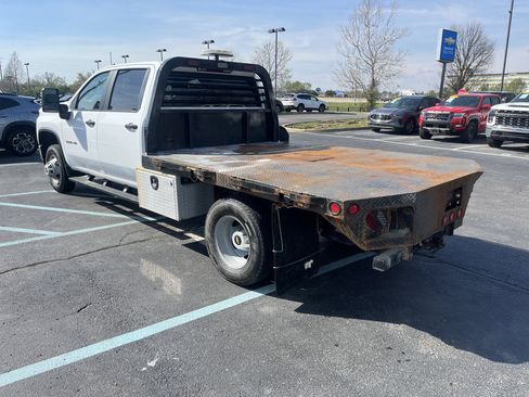 Used 2021 Chevrolet Silverado 3500 W/T w/ WT Convenience Package AWD/4WD image 4
